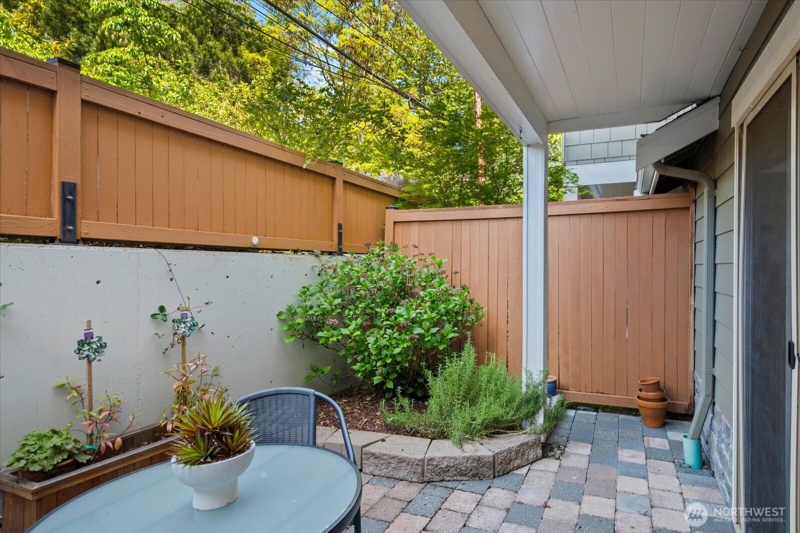 4429 41st Avenue SW #B, Seattle, WA 98116