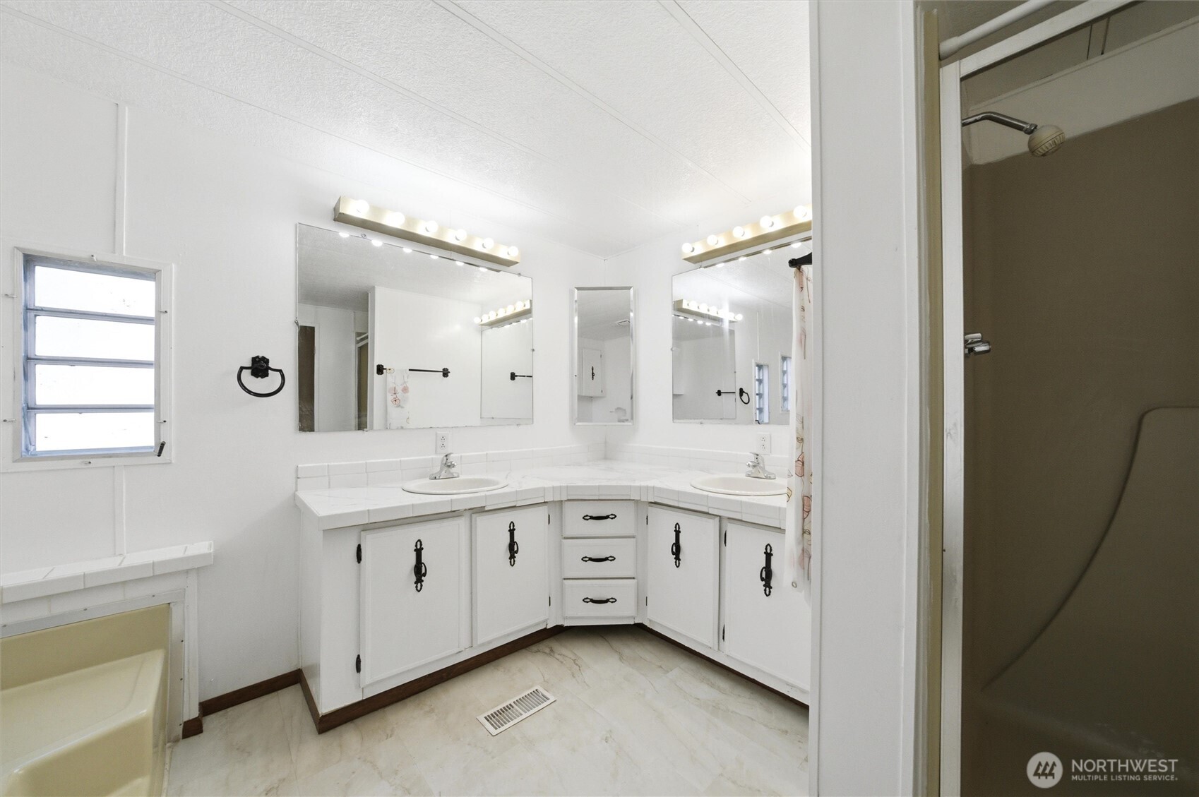 304 W Clay , Dayton, WA 99328