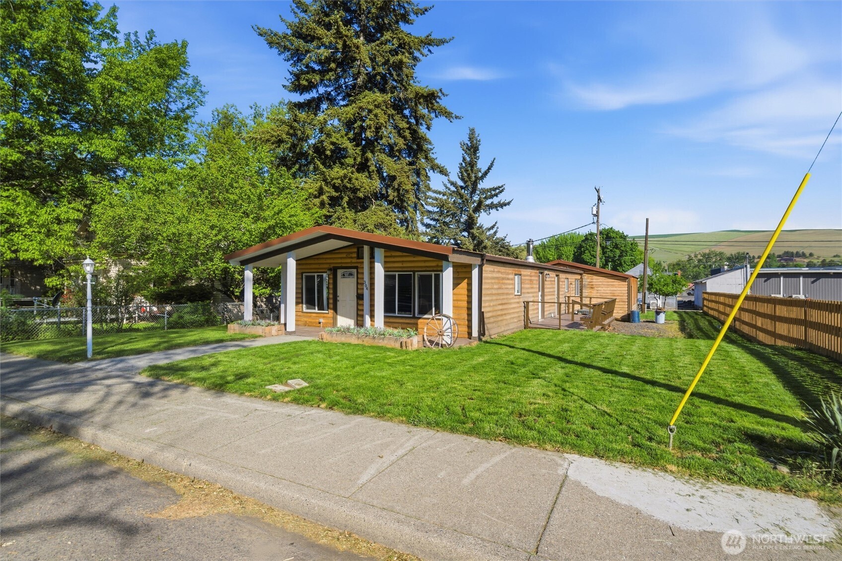 304 W Clay , Dayton, WA 99328