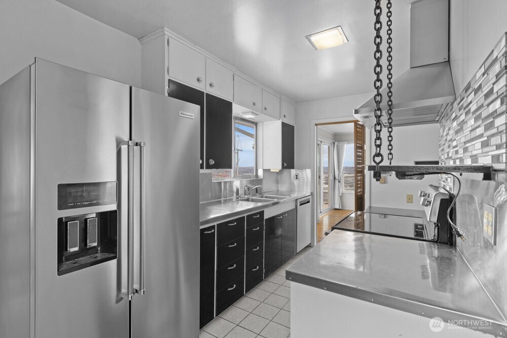 1244 Browns Point Boulevard , Tacoma, WA 98422