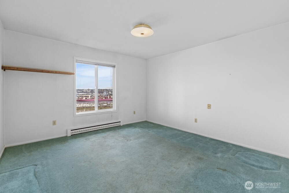 1244 Browns Point Boulevard , Tacoma, WA 98422