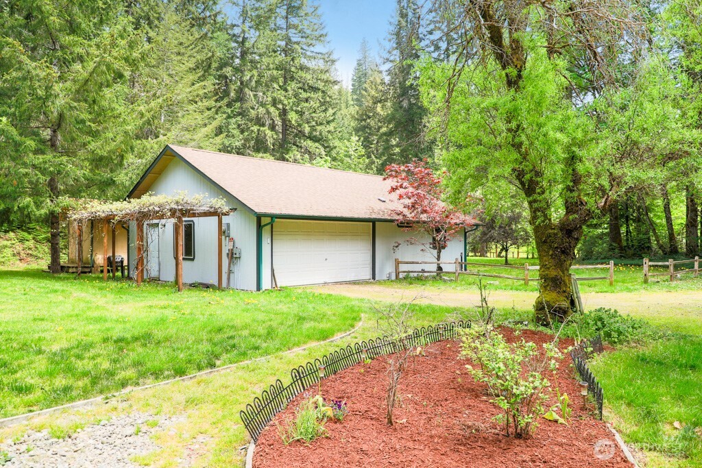 3480 NE Belfair Tahuya Road , Tahuya, WA 98588