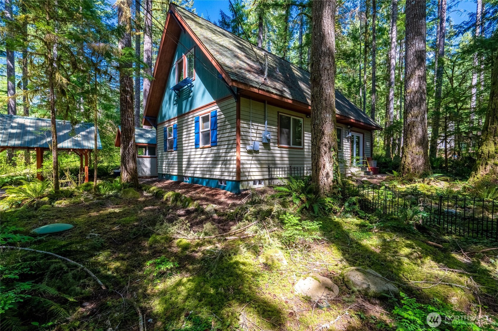 7480 Glacier Springs Drive , Deming, WA 98244