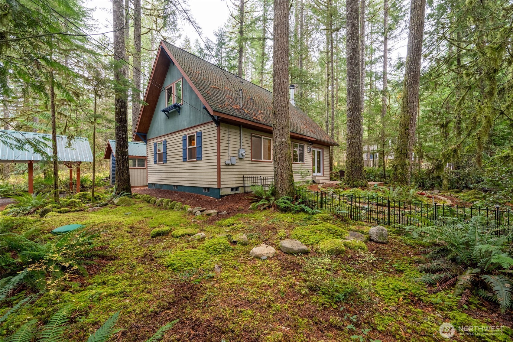 7480 Glacier Springs Drive , Deming, WA 98244