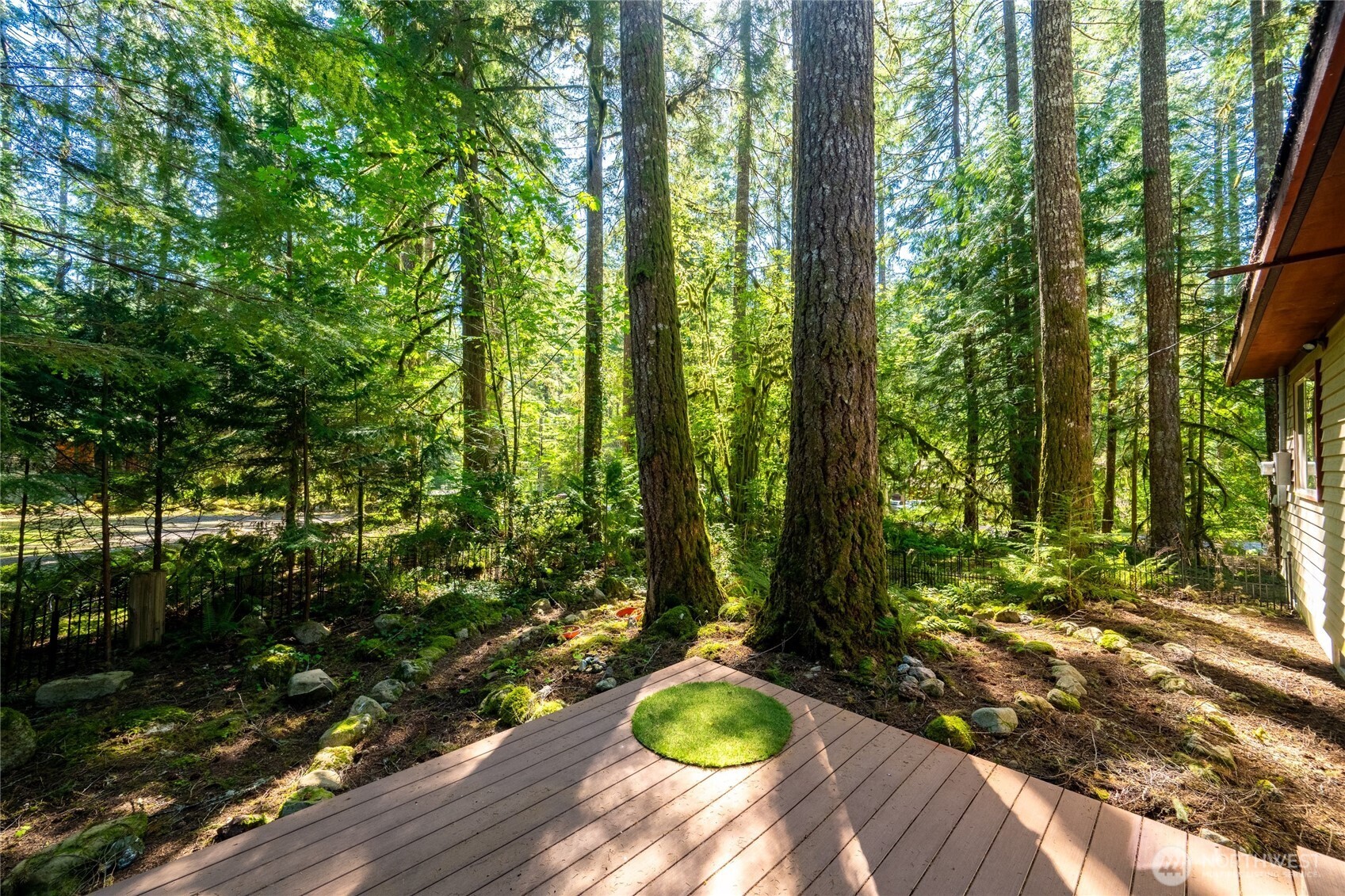 7480 Glacier Springs Drive , Deming, WA 98244