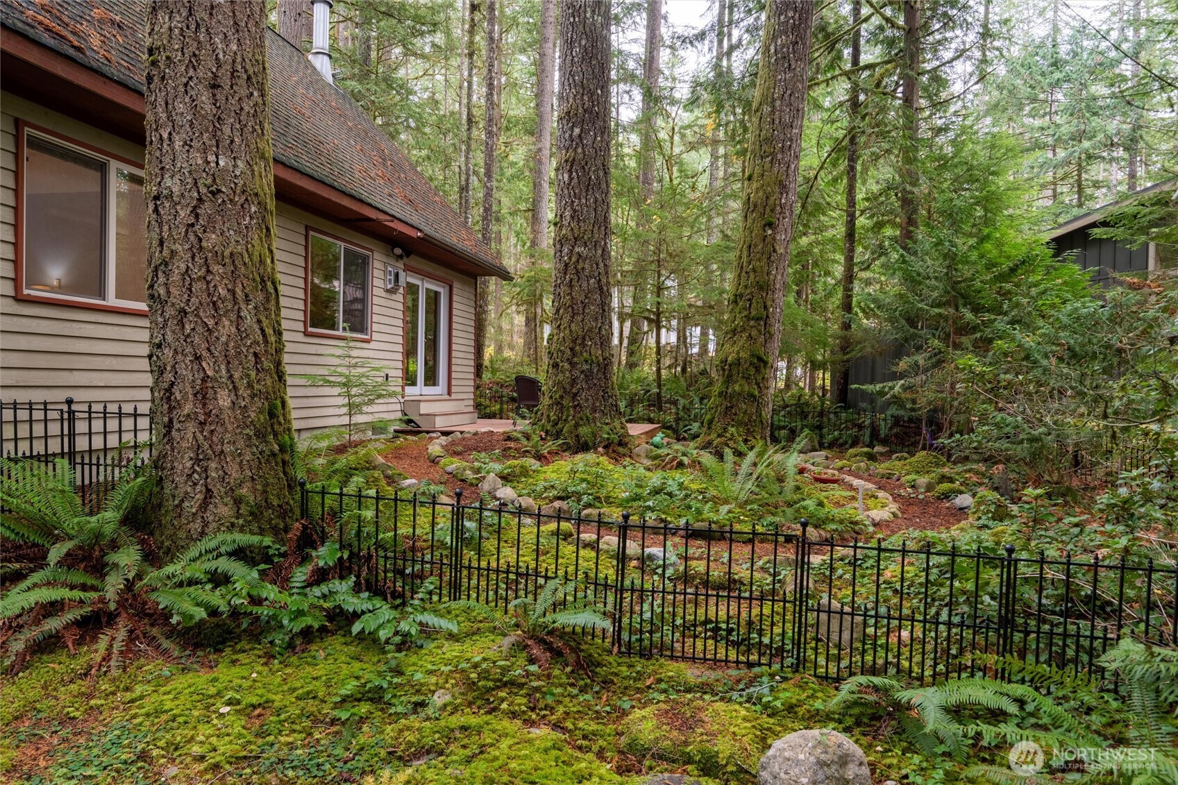 7480 Glacier Springs Drive , Deming, WA 98244