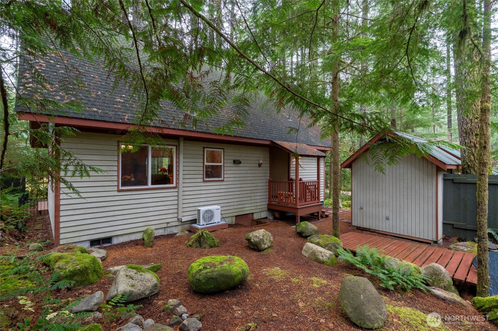 7480 Glacier Springs Drive , Deming, WA 98244