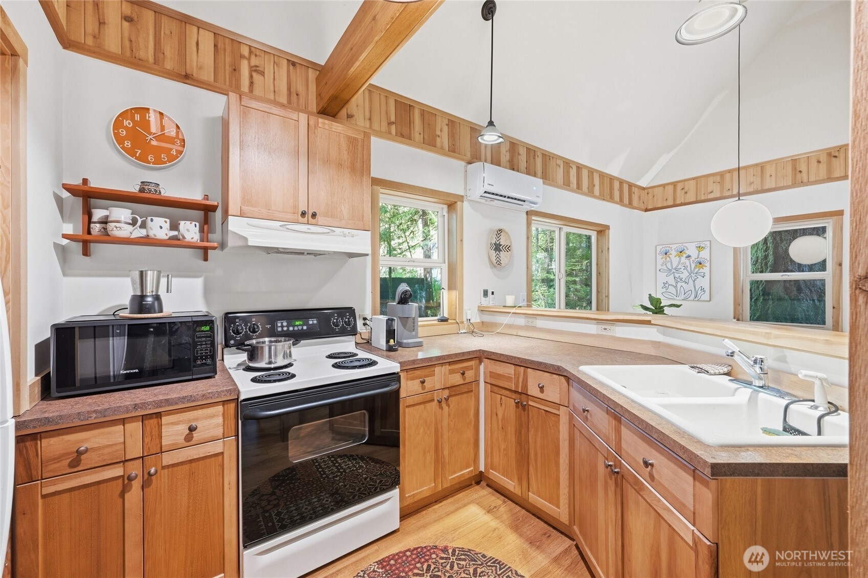 7480 Glacier Springs Drive , Deming, WA 98244