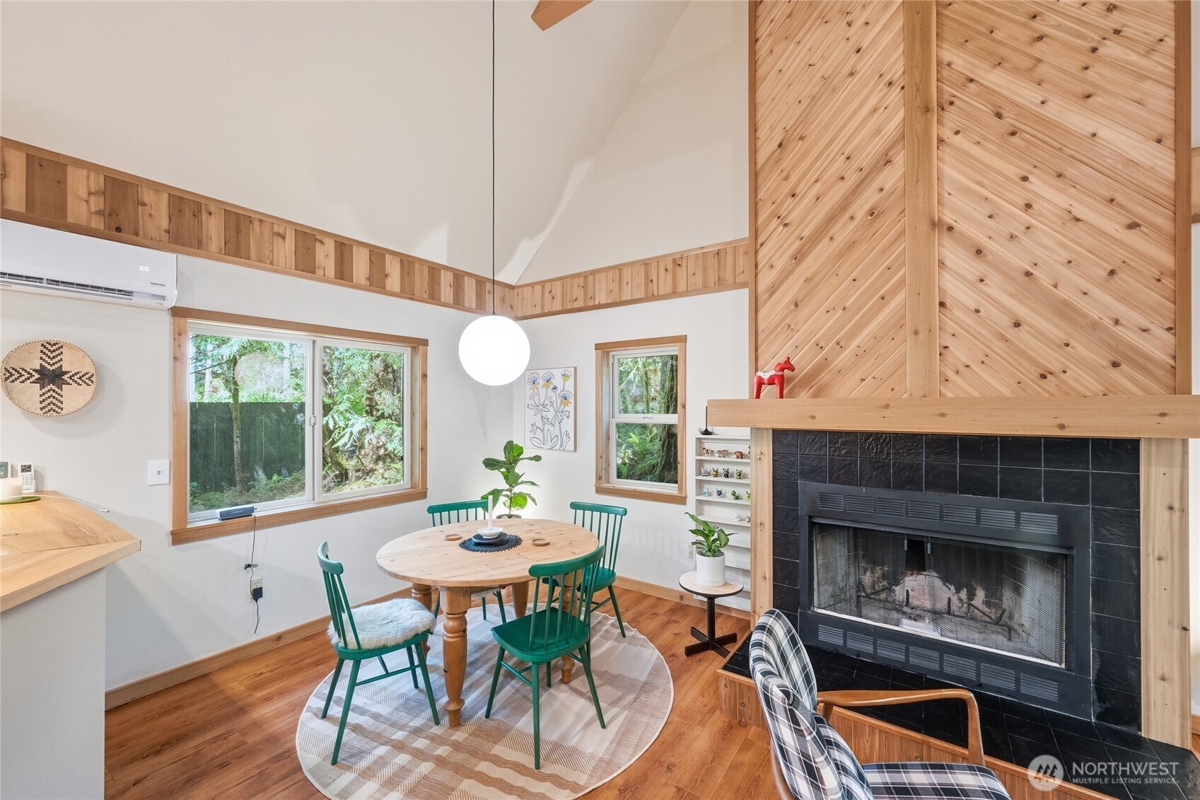 7480 Glacier Springs Drive , Deming, WA 98244