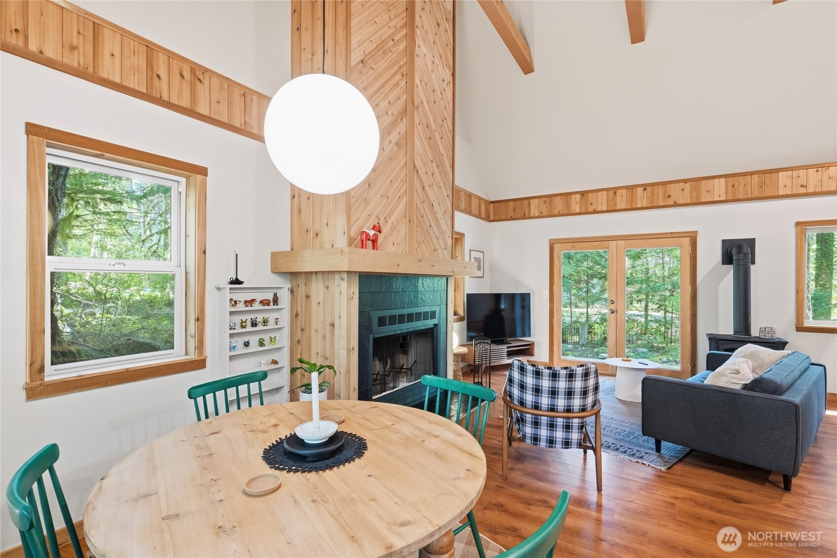 7480 Glacier Springs Drive , Deming, WA 98244