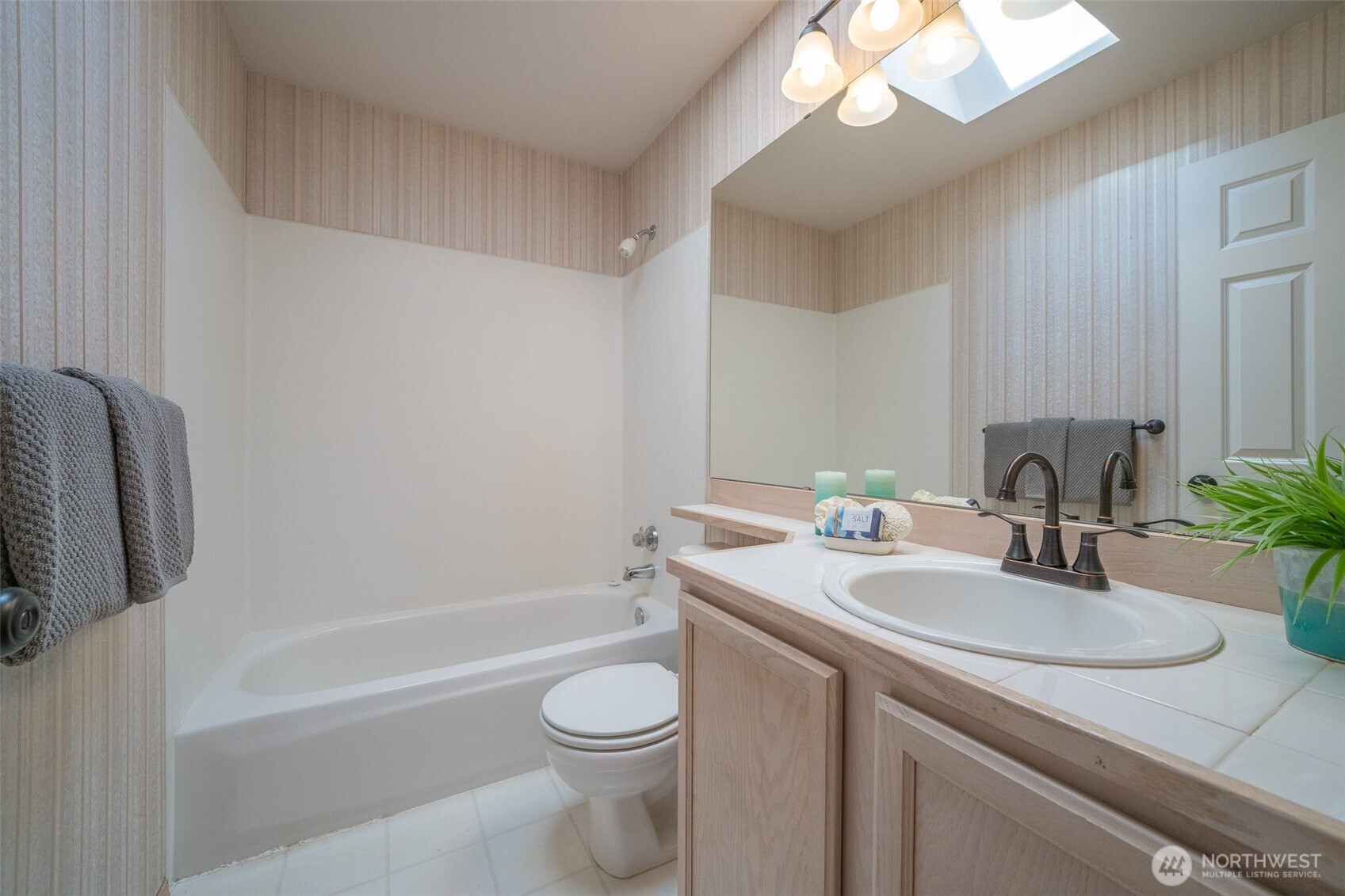 18825 19th Drive SE, Bothell, WA 98012