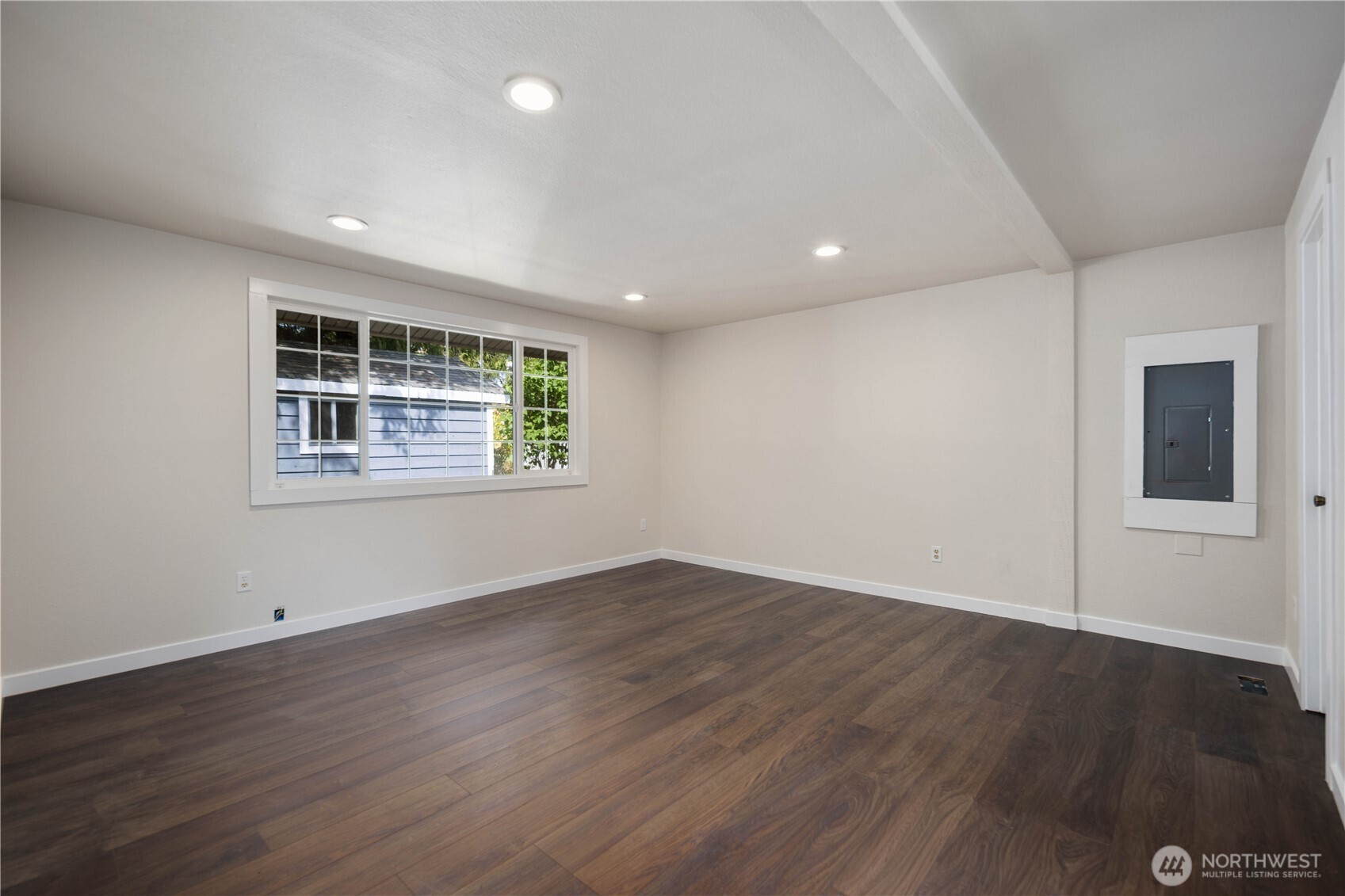 90 E Lakeland Way , Allyn, WA 98524