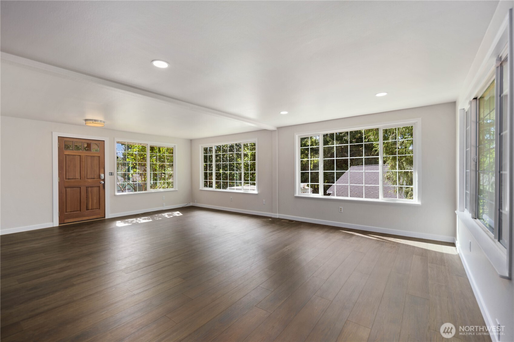 90 E Lakeland Way , Allyn, WA 98524