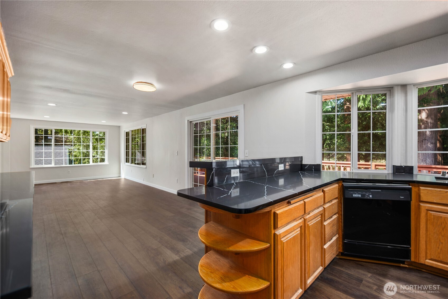 90 E Lakeland Way , Allyn, WA 98524