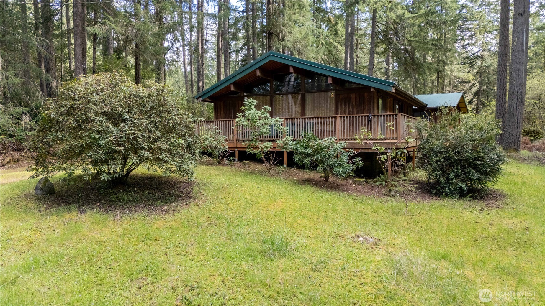 11910 Island Drive , Anderson Island, WA 98303