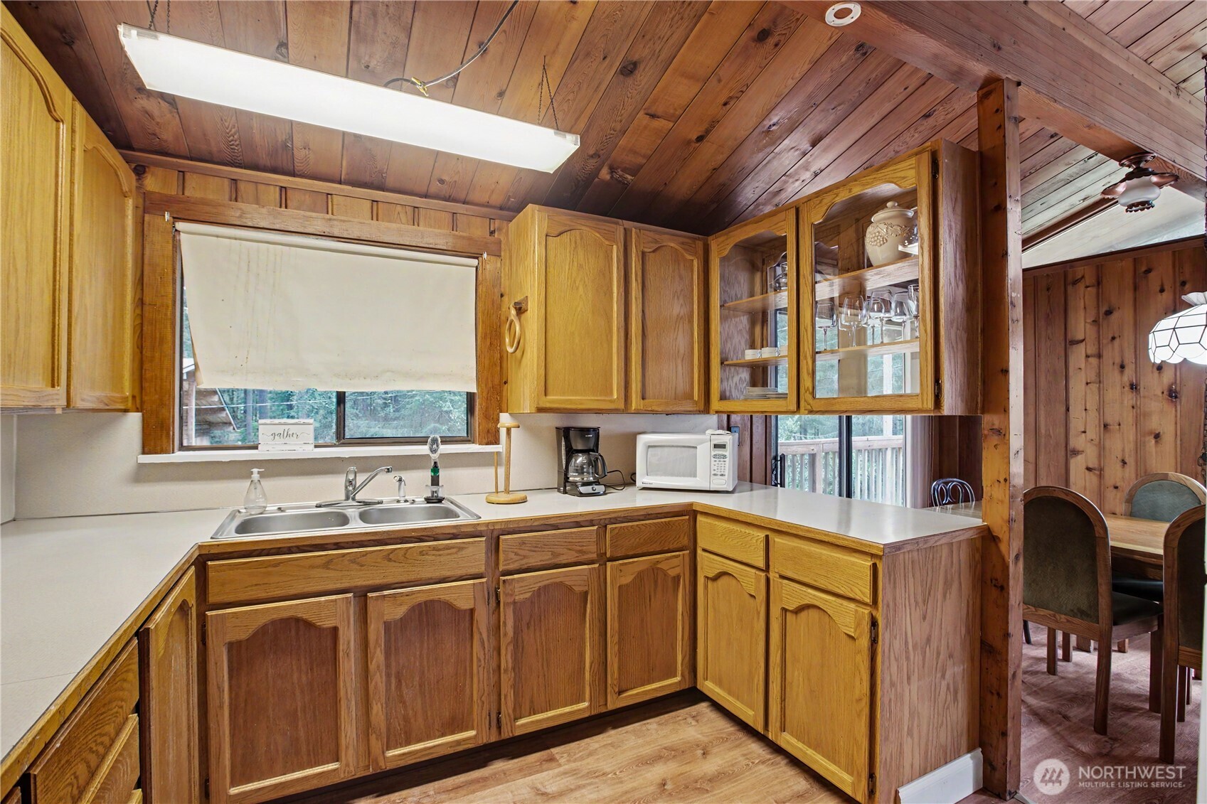 11910 Island Drive , Anderson Island, WA 98303