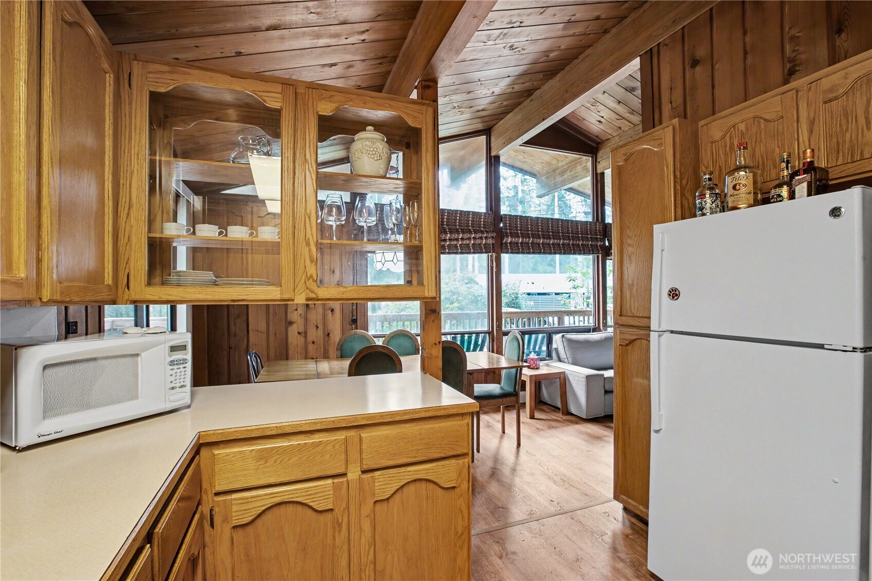 11910 Island Drive , Anderson Island, WA 98303