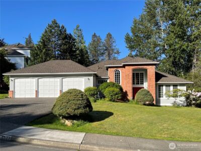 4533 242nd Avenue SE, Sammamish, WA 98029 - Photo 1