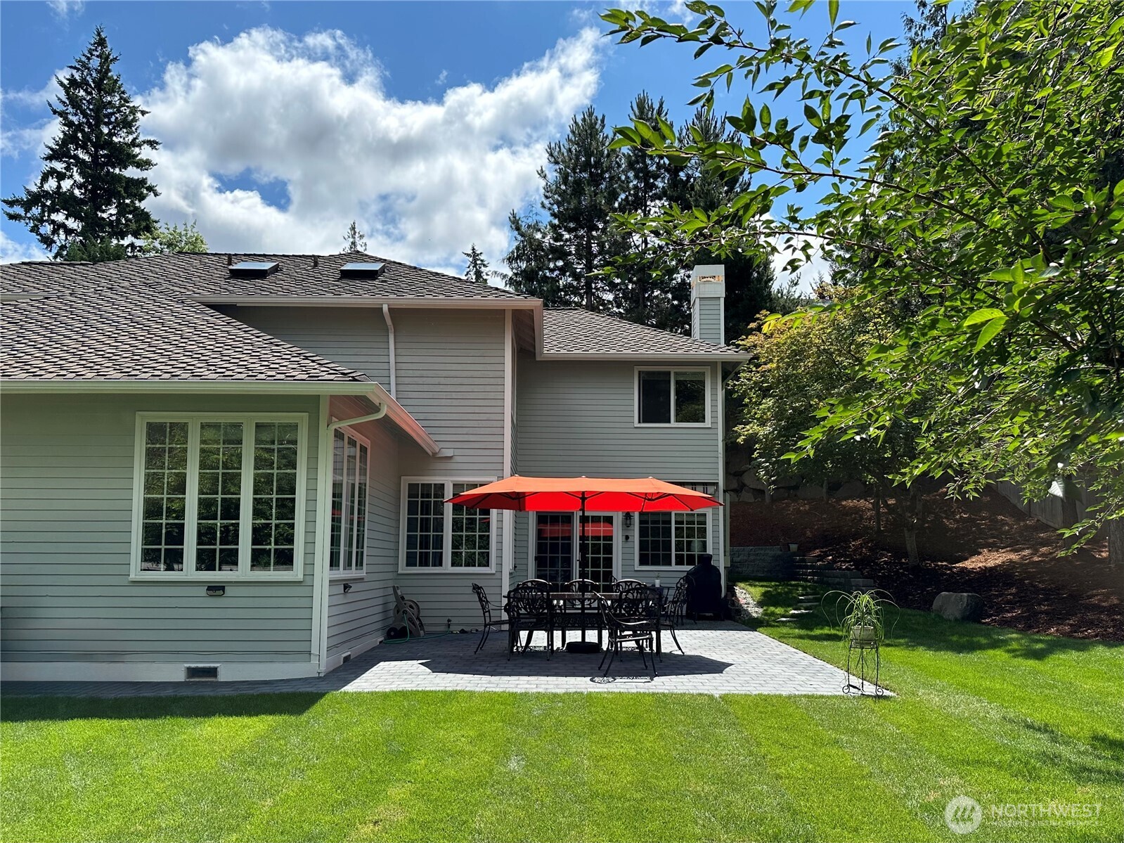4533 242nd Avenue SE, Sammamish, WA 98029