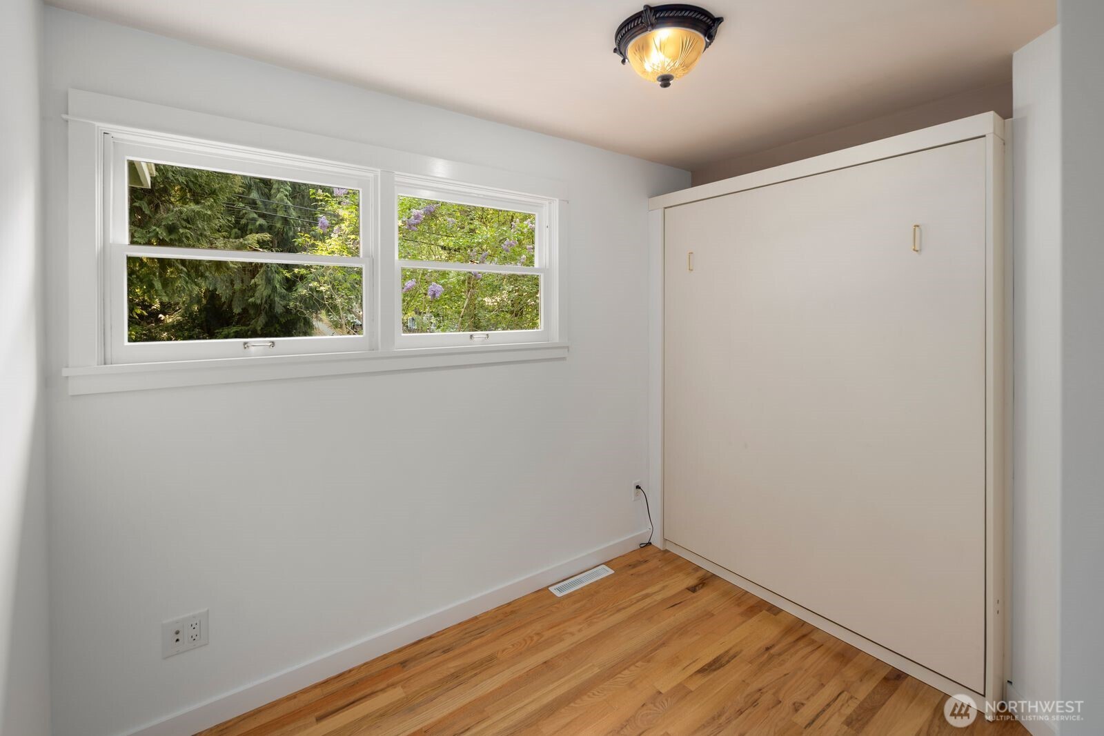12746 10th Avenue NE, Seattle, WA 98125