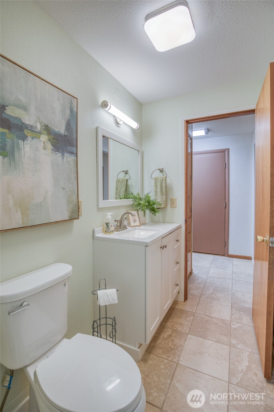 912 W Simpson Avenue , Montesano, WA 98563