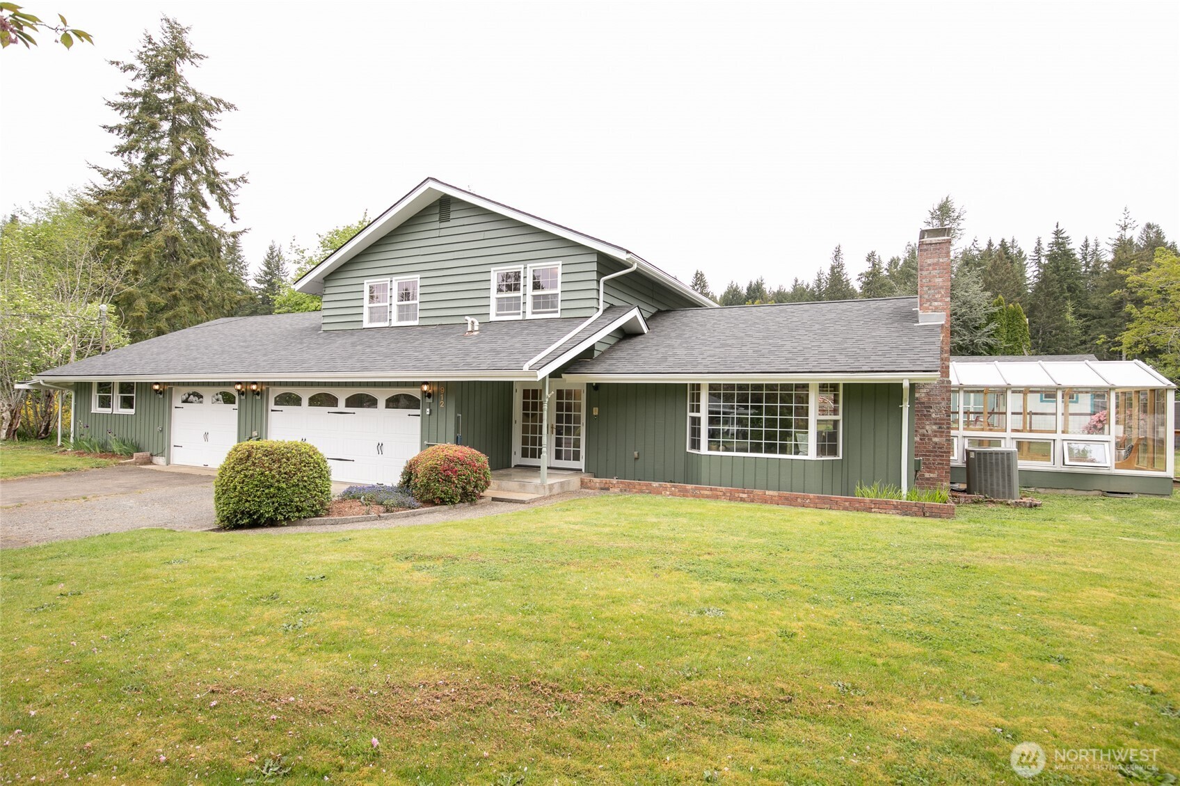 912 W Simpson Avenue , Montesano, WA 98563