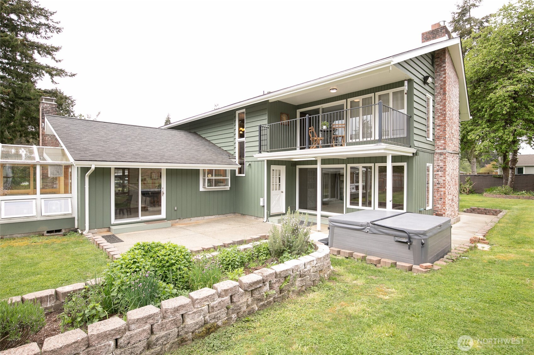 912 W Simpson Avenue , Montesano, WA 98563