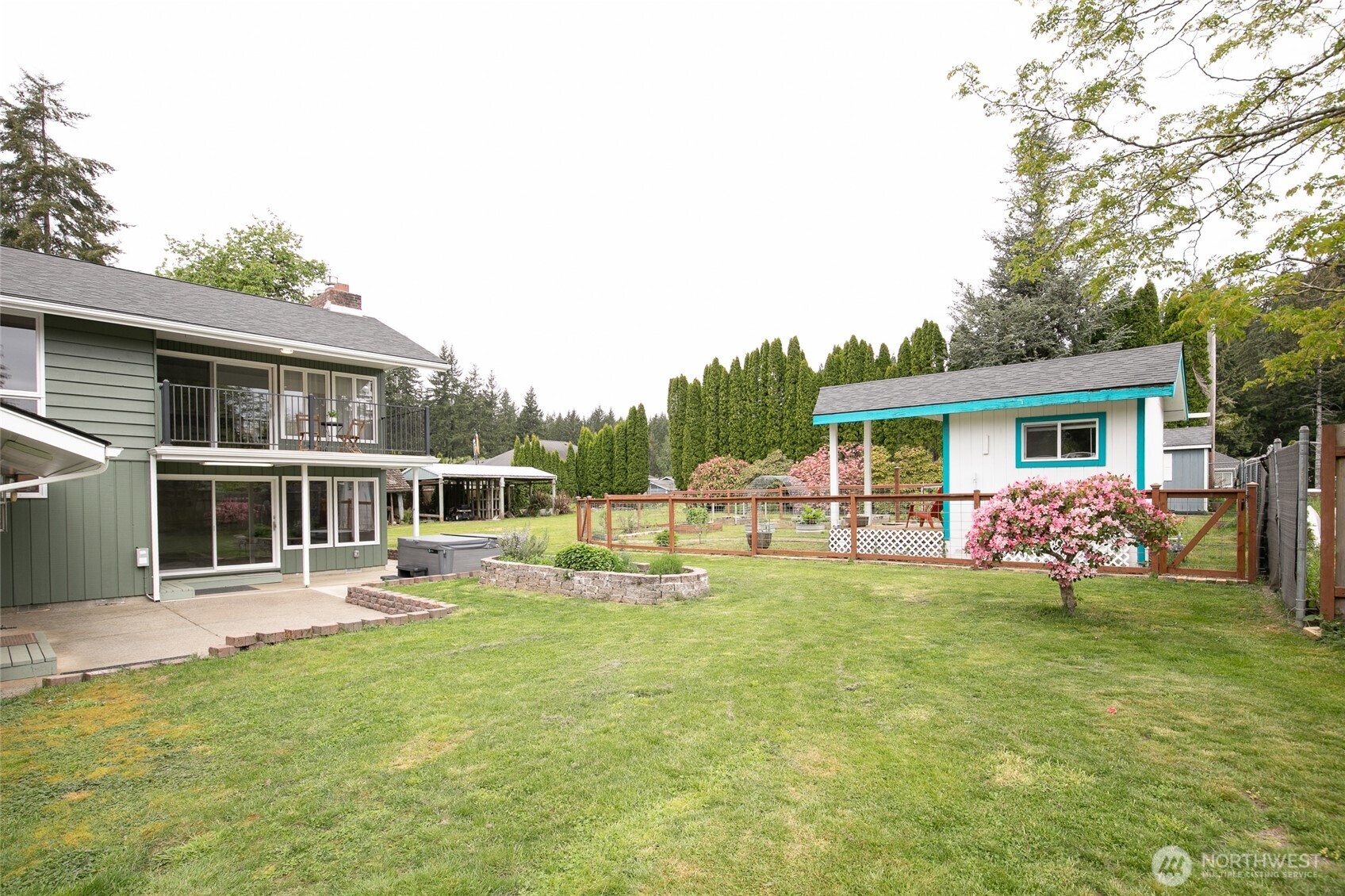 912 W Simpson Avenue , Montesano, WA 98563