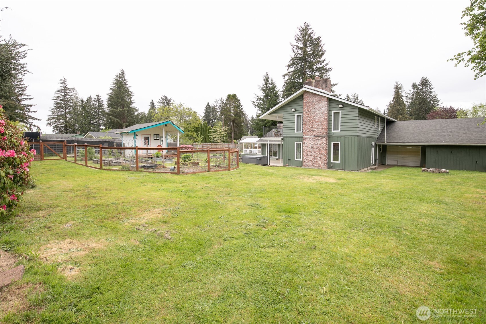 912 W Simpson Avenue , Montesano, WA 98563