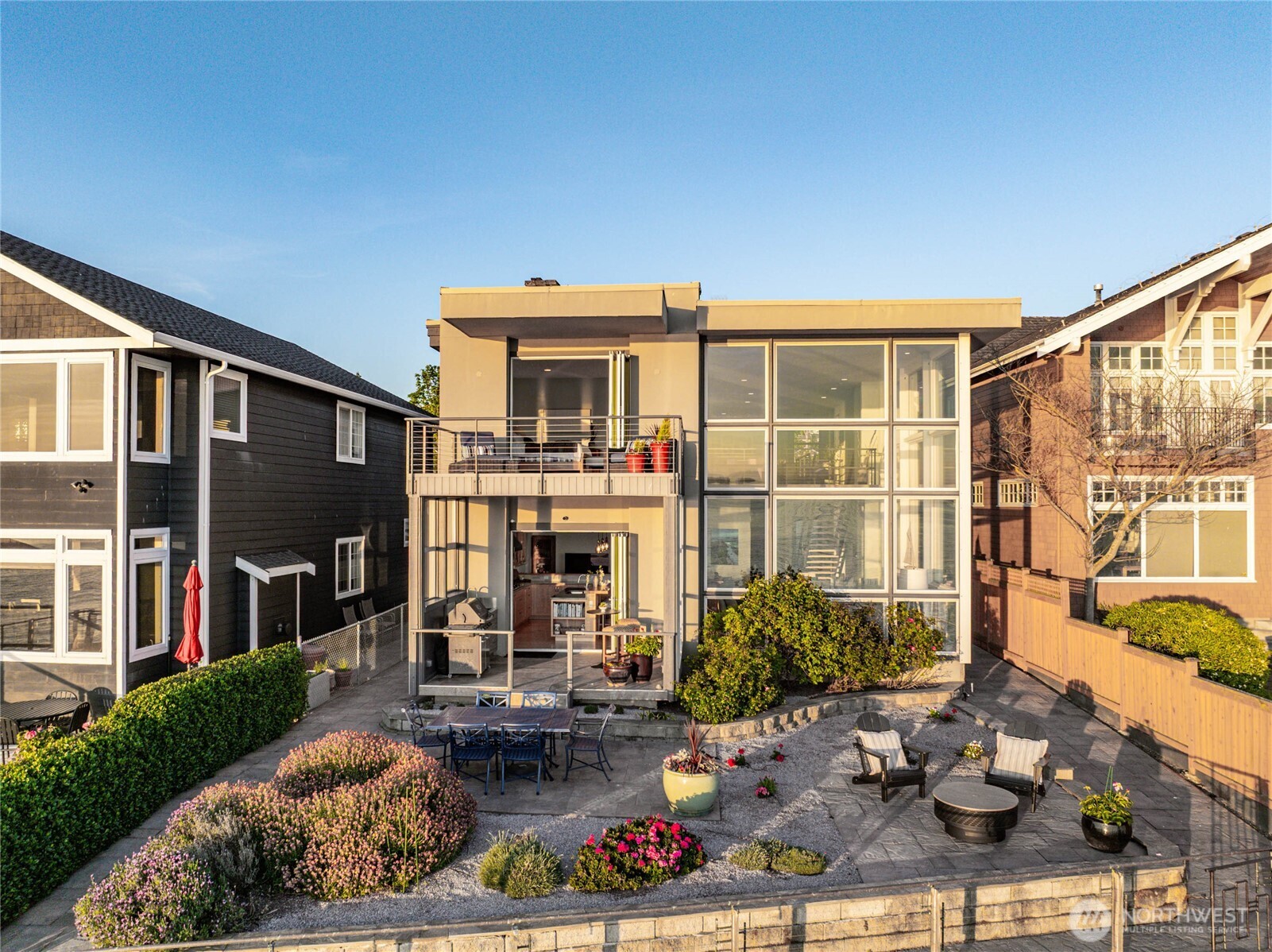 19573 27th Avenue NW, Shoreline, WA 98177