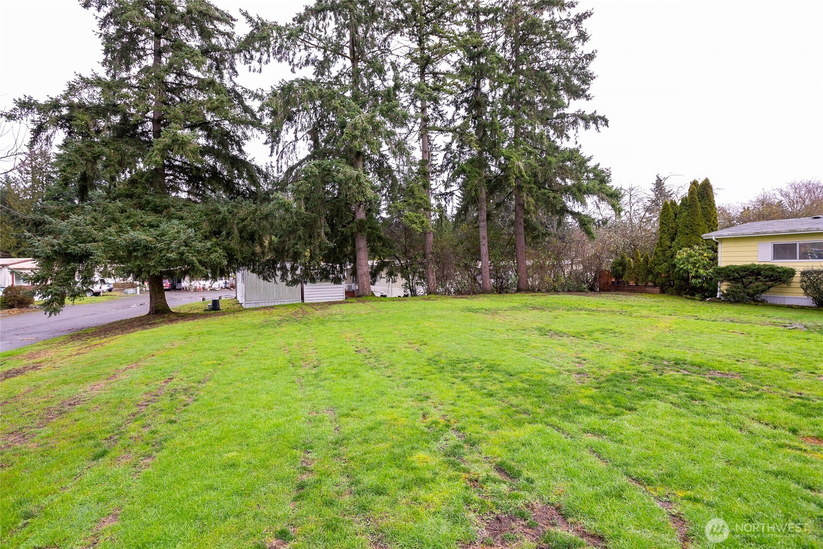 5220 176th Street SW #4, Lynnwood, WA 98037-3061