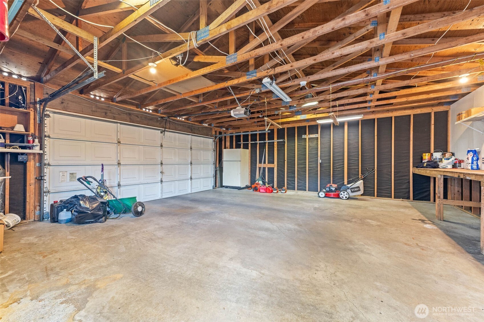 5 W Shore Avenue SW, Lakewood, WA 98498