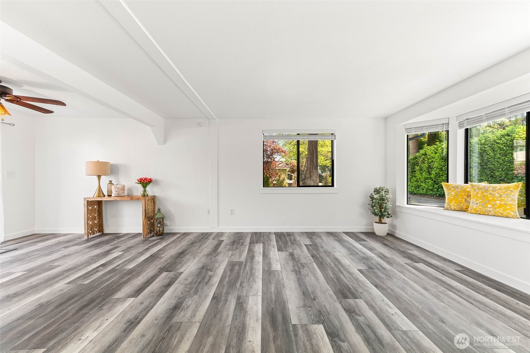 5 W Shore Avenue SW, Lakewood, WA 98498