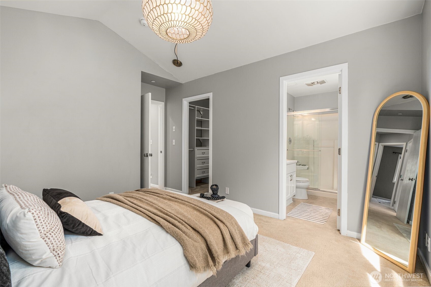 15009 Westminster Way N, Seattle, WA 98133