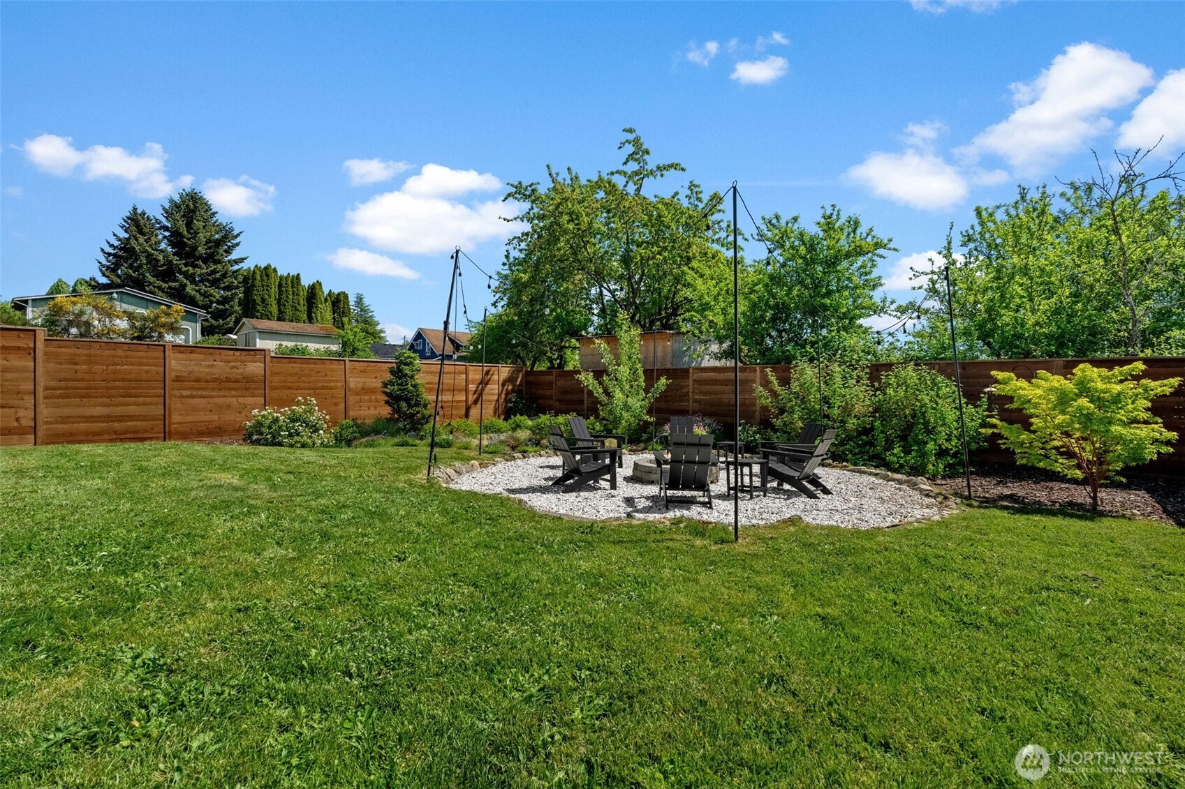 1756 S 42nd Street , Tacoma, WA 98418