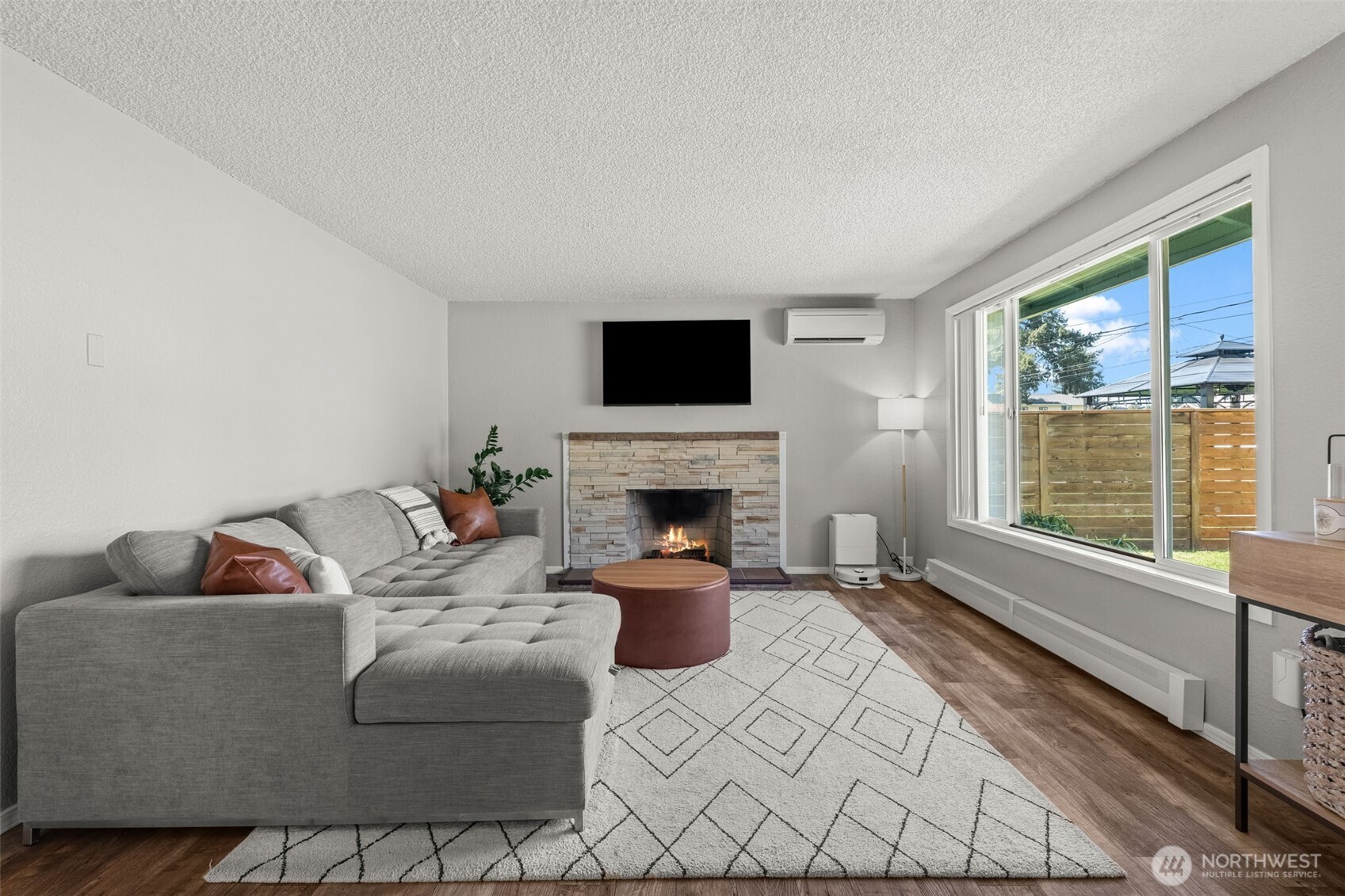 1756 S 42nd Street , Tacoma, WA 98418