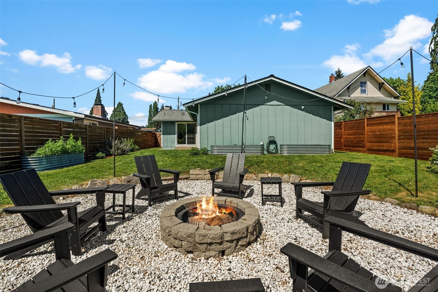 1756 S 42nd Street , Tacoma, WA 98418