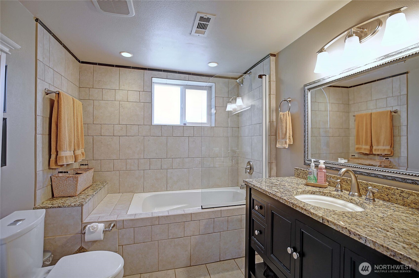 14555 8th Avenue NE, Shoreline, WA 98155