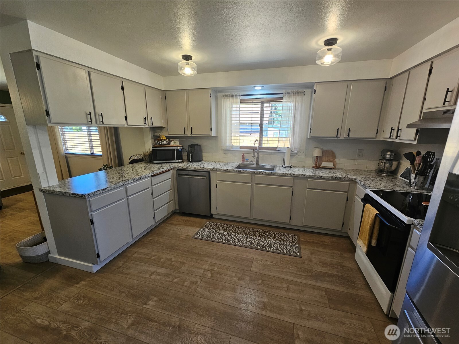 315 Juniper Street , Oroville, WA 98844