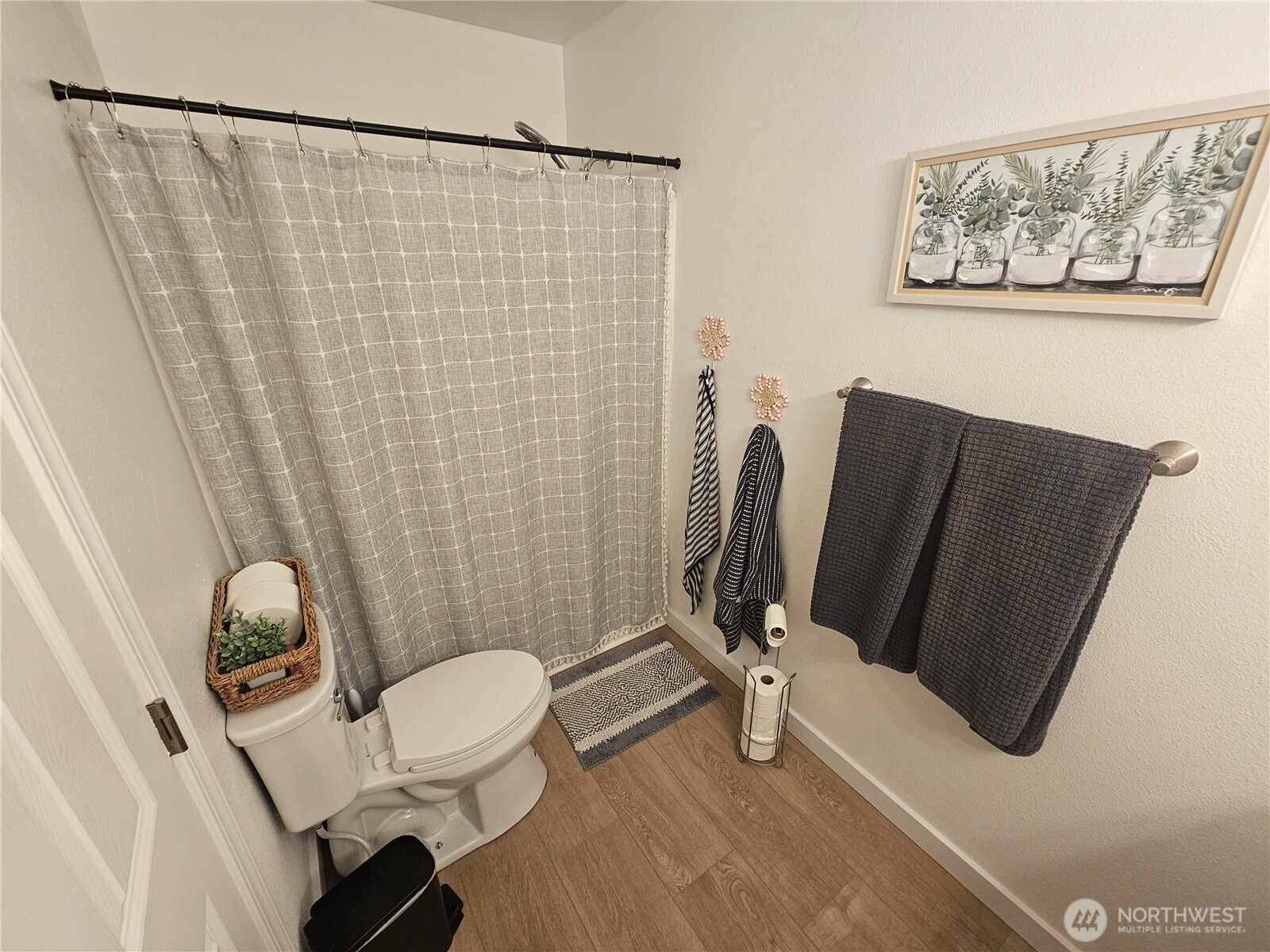 315 Juniper Street , Oroville, WA 98844