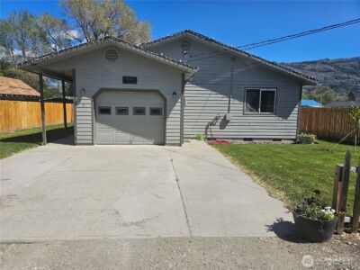 315 Juniper Street , Oroville, WA 98844 - Photo 3