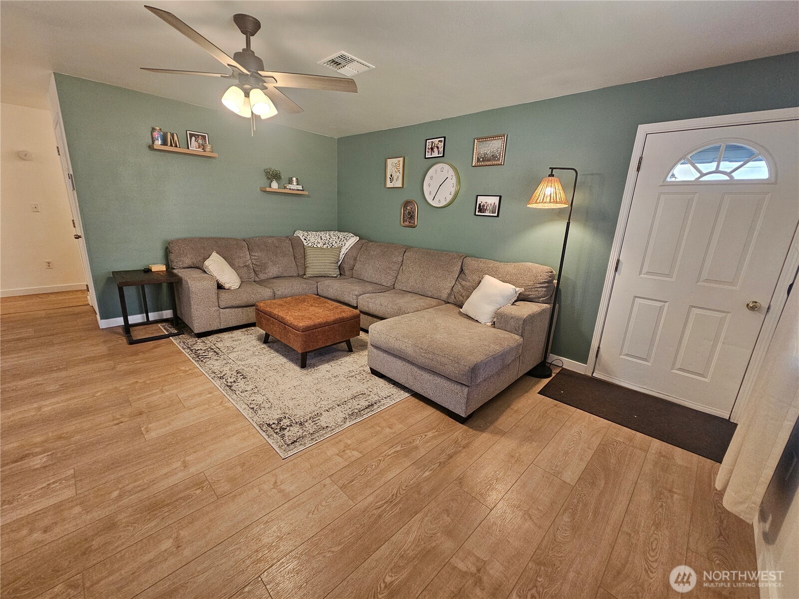 315 Juniper Street , Oroville, WA 98844