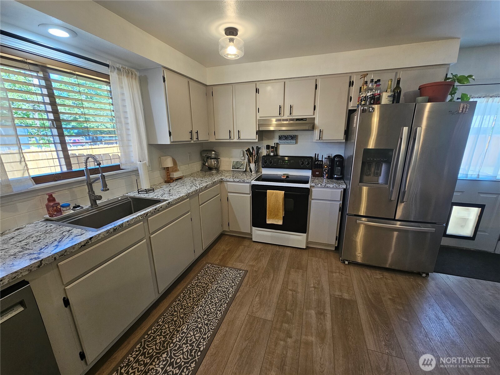 315 Juniper Street , Oroville, WA 98844