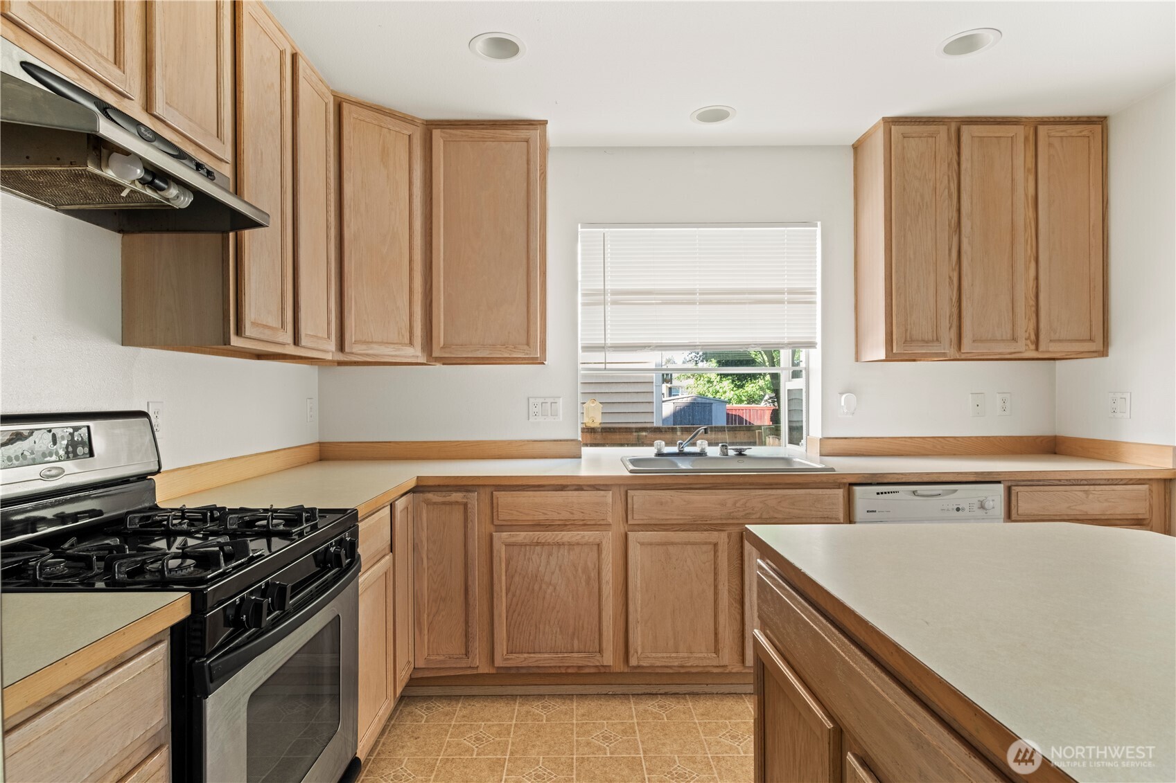 3159 Walker Road , Dupont, WA 98327