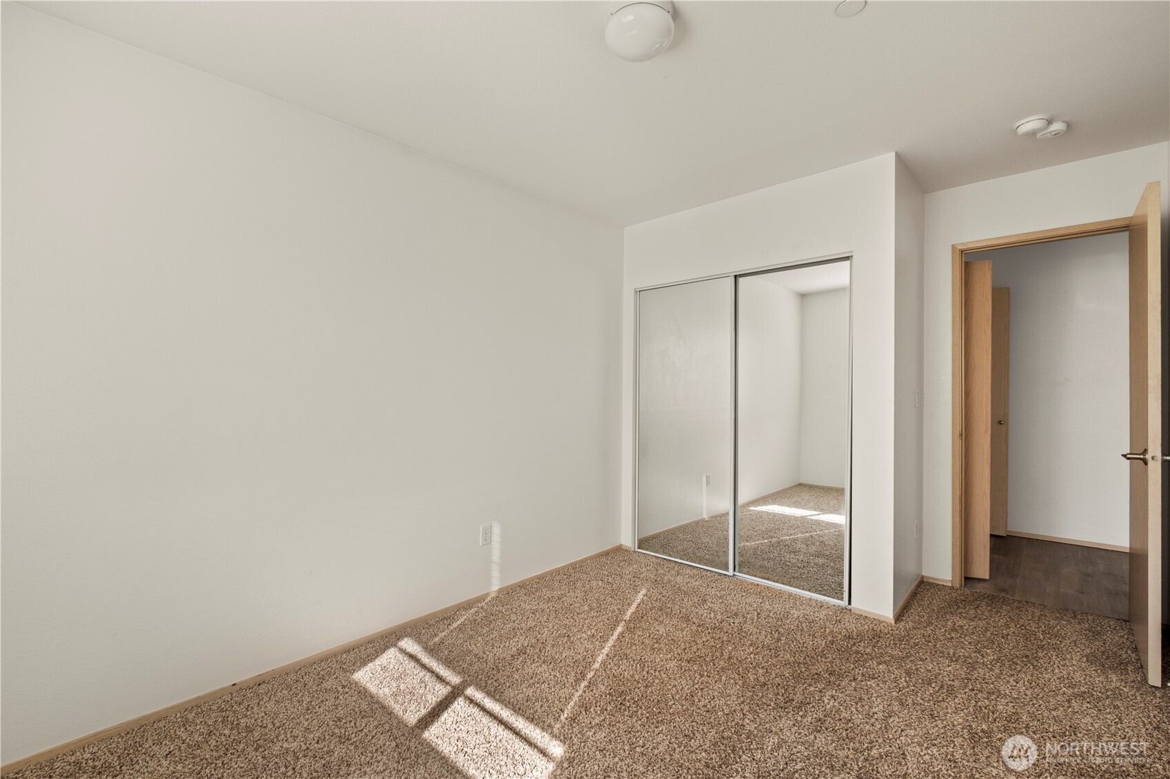 3159 Walker Road , Dupont, WA 98327