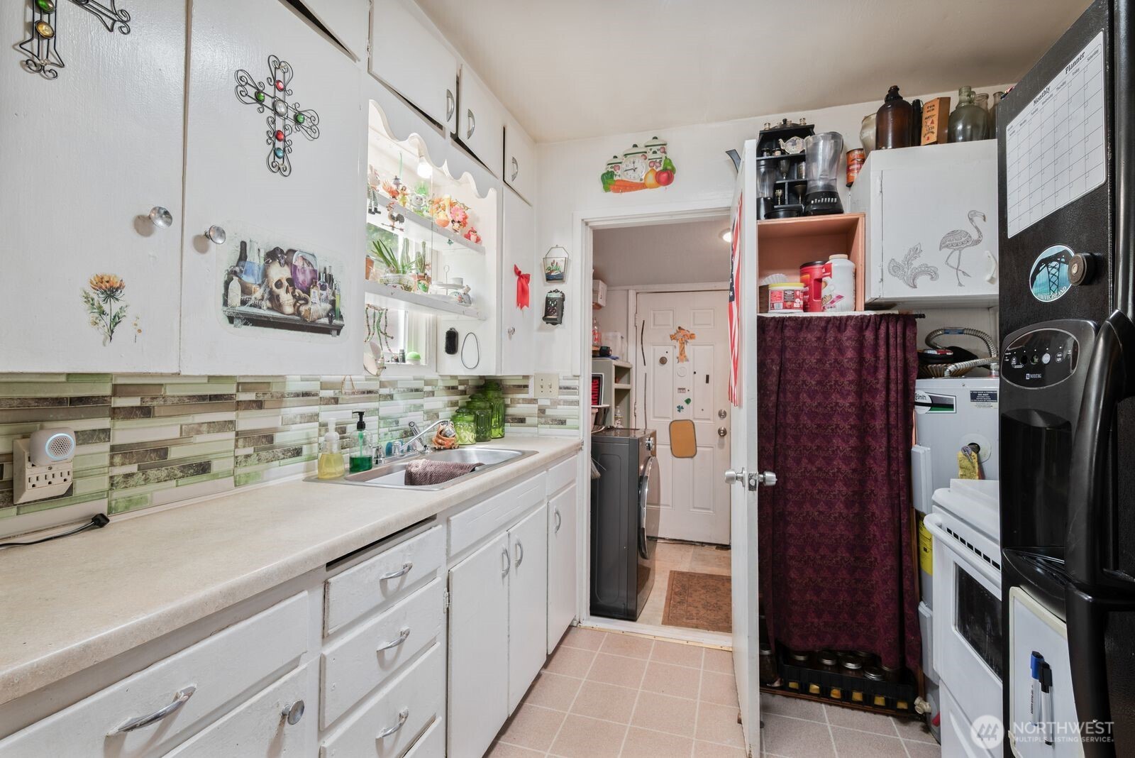 1423 S 7th Avenue , Kelso, WA 98626