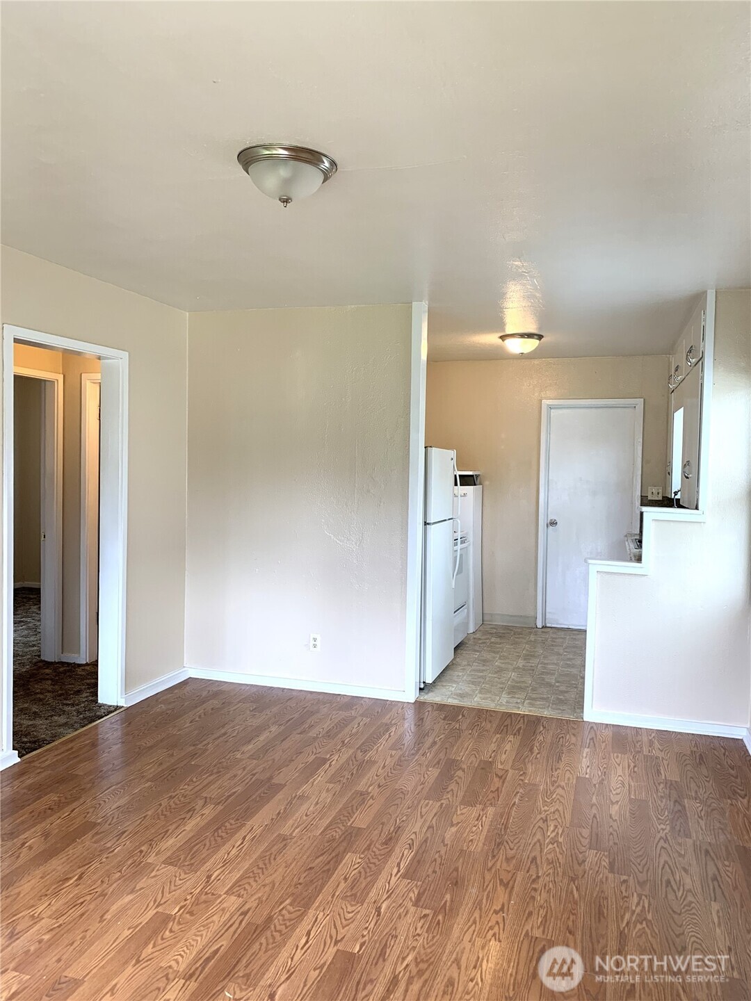 1423 S 7th Avenue , Kelso, WA 98626