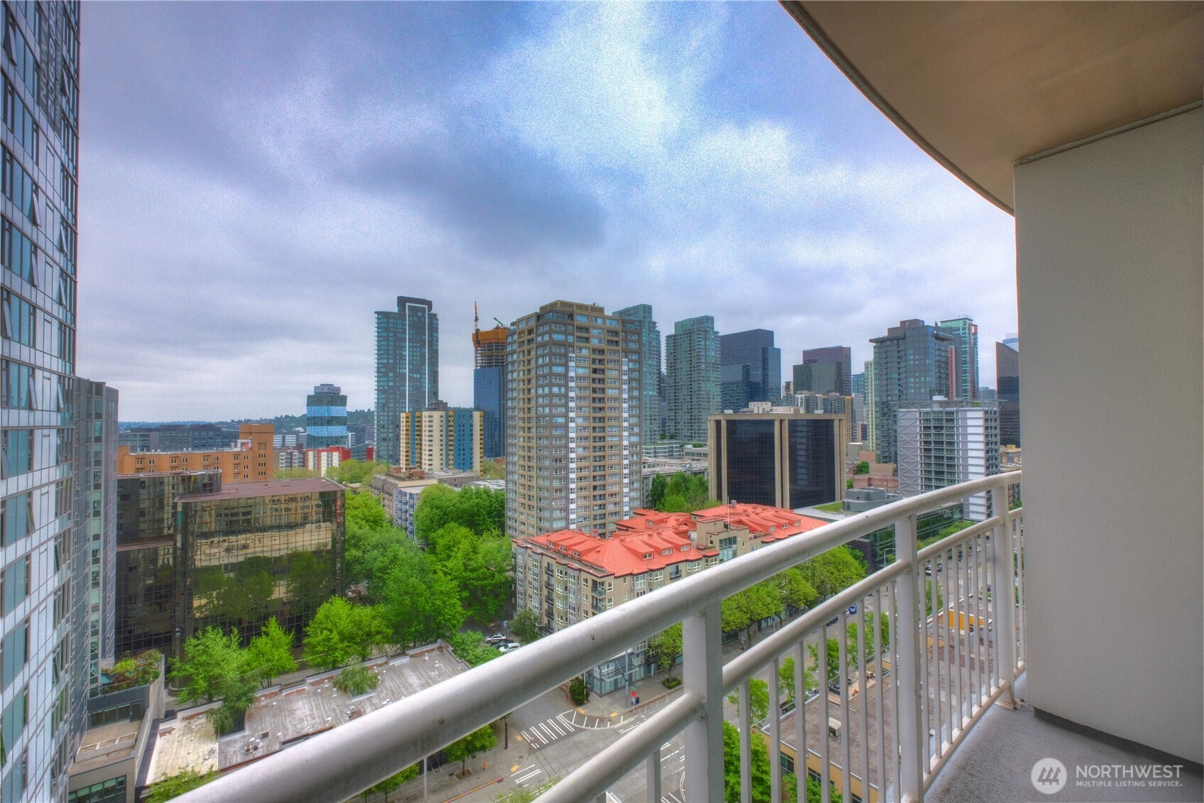 2600 2nd Avenue #1808, Seattle, WA 98121