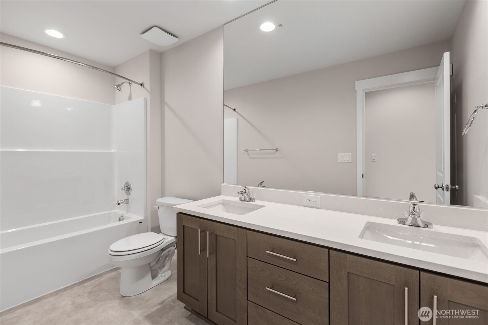 14521 205th Avenue E #915, Bonney Lake, WA 98391