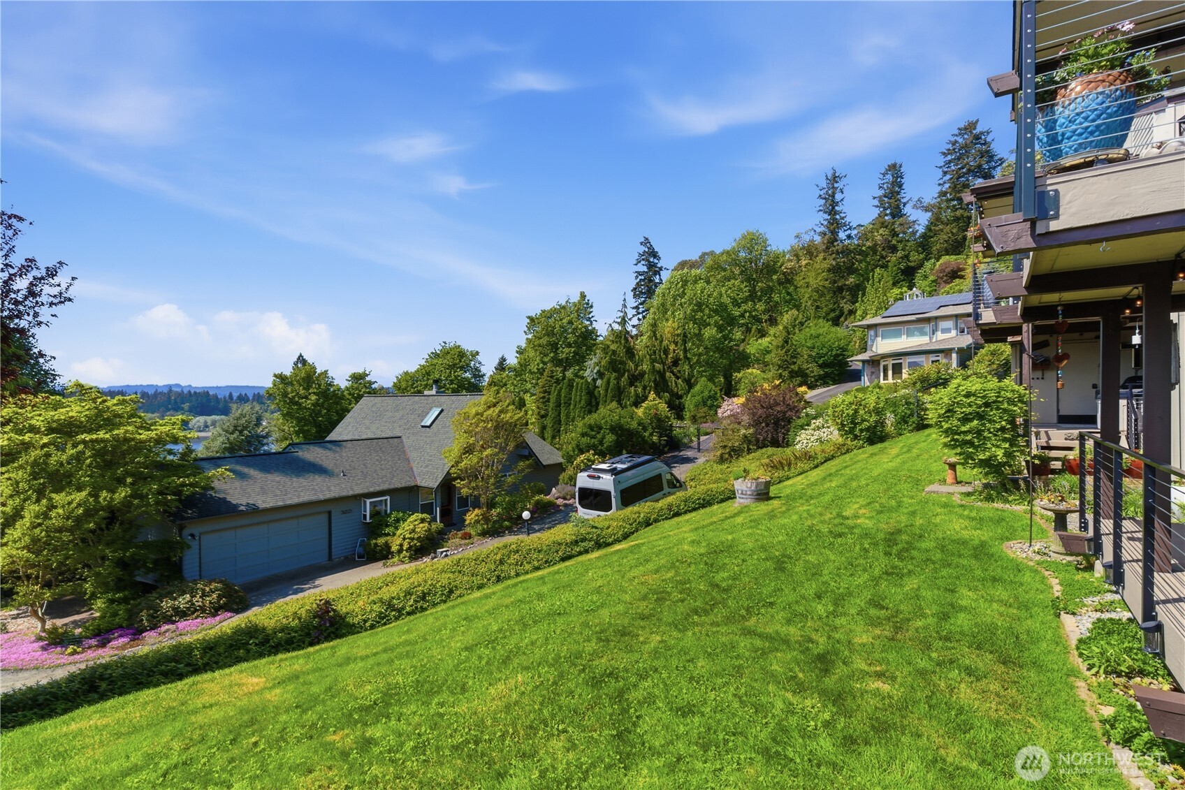 3131 Sahali Drive , Bremerton, WA 98310